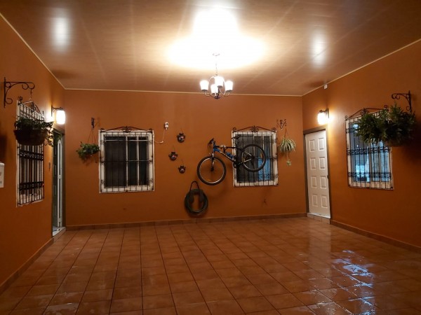 Casa en Venta en Santa Ana el salvador - Casa en tu País